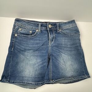 Seven7 Denim Distressed Blue Jean Shorts Size‎ 4 Women's